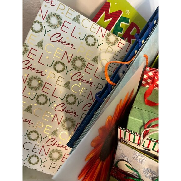 Assorted Christmas Decor Gift Boxes & Bags Wrapping Paper Various Seasons - Picture 8 of 8